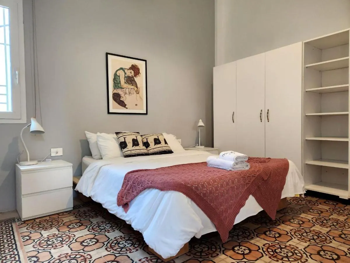 Little Urban Palace 4Br Beirut 0*,